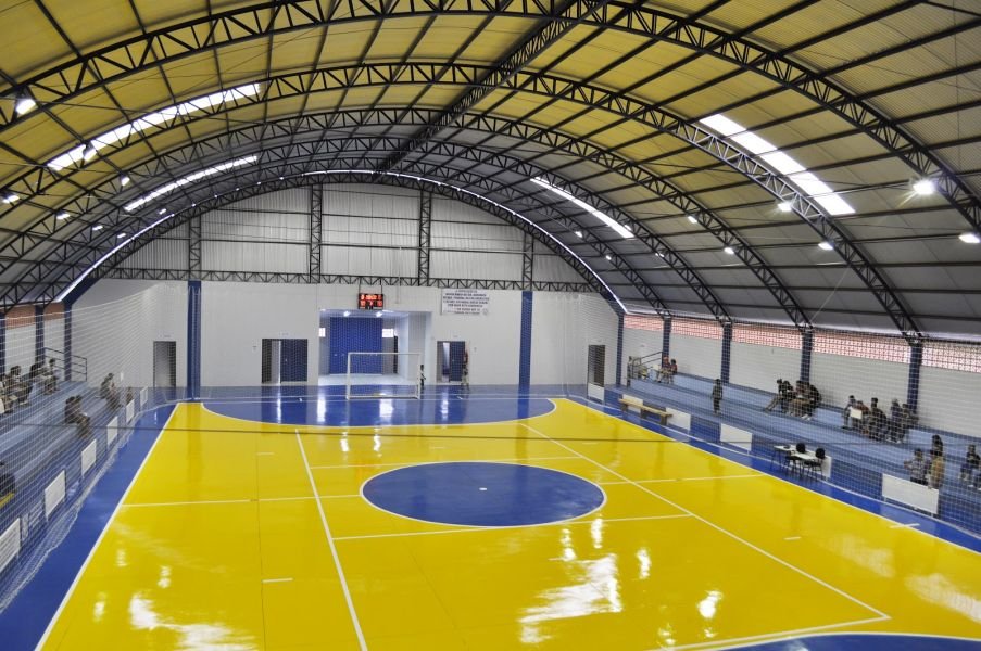 GINÁSIOS
